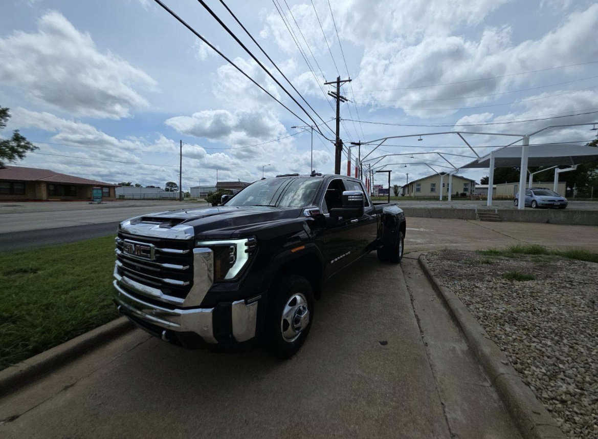 2025 GMC Sierra 3500HD SLT